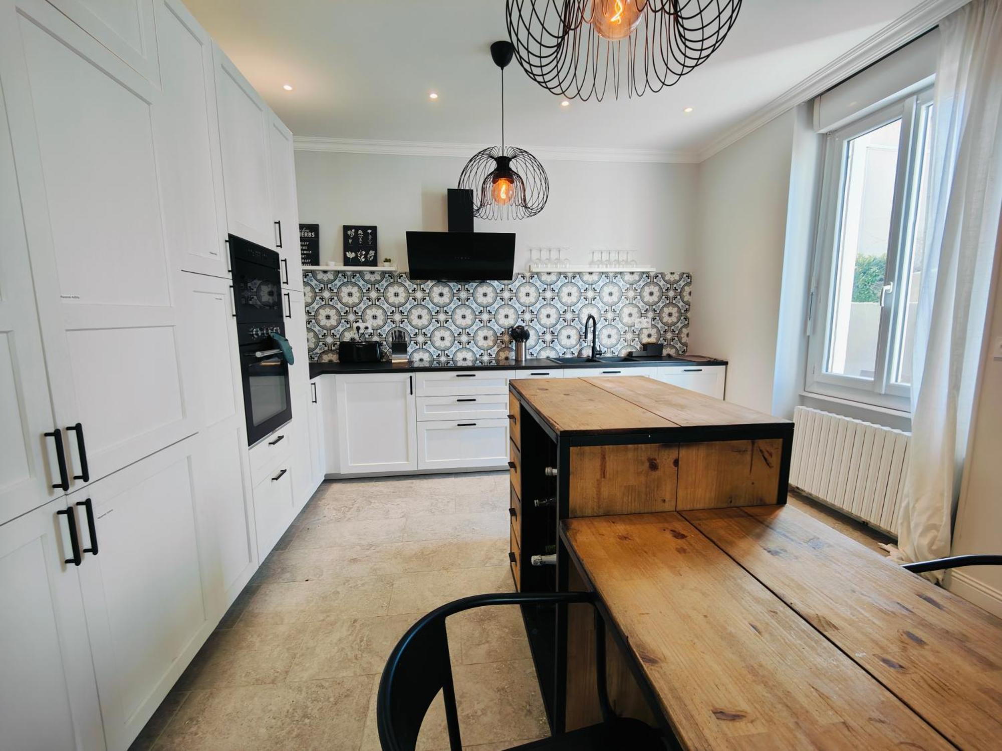 Self-Checkin Town House - Rooms To Rent In A Beautiful Modern Town House - Not A Hotel - Location De Chambres Avec Arrivee En Autonomie - Extra Fee For Sheets And Towels - Private Parking - Check Your Plateform Inbox And Follow Check-In Instructions Saint-Romain-en-Gal Exterior photo